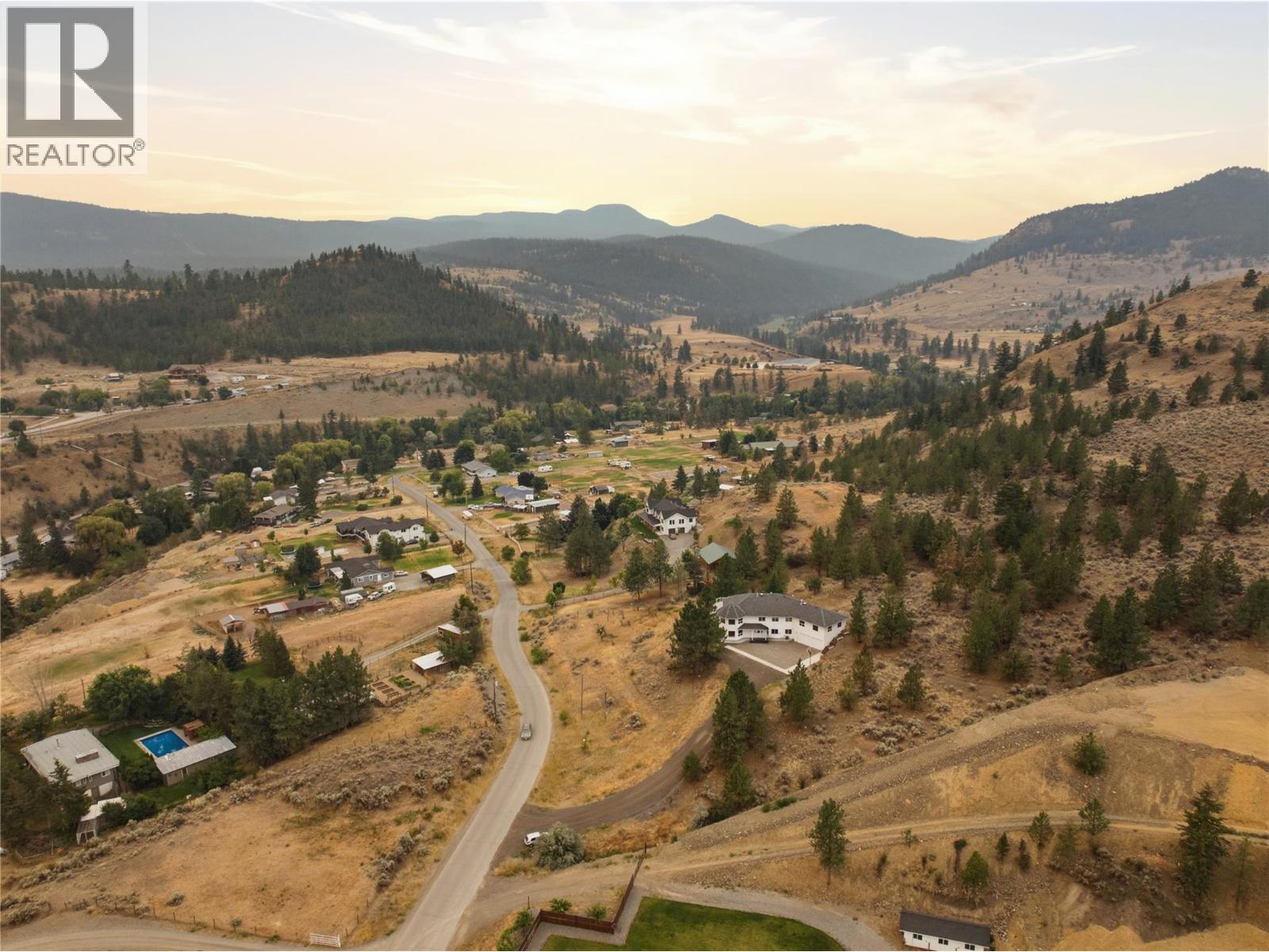 7035 Blackwell Road, Kamloops — photo 2
