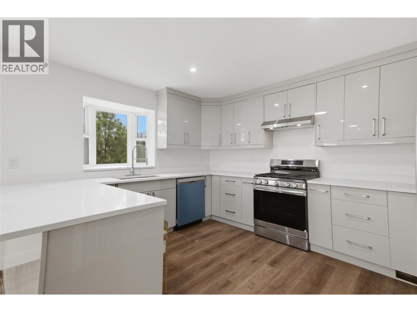 7035 Blackwell Road - 5