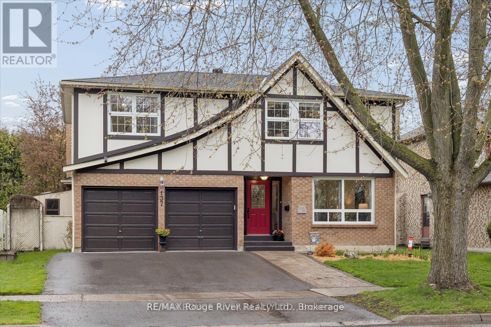 137 PRINGLE DRIVE, Whitby (Pringle Creek) — photo 2