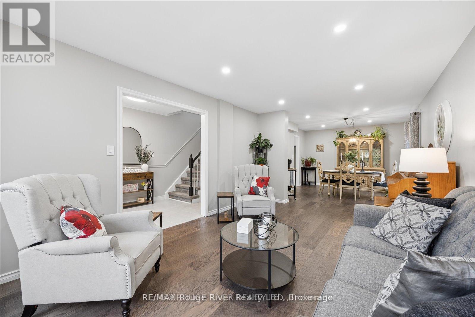 137 PRINGLE DRIVE, Whitby (Pringle Creek) — photo 5