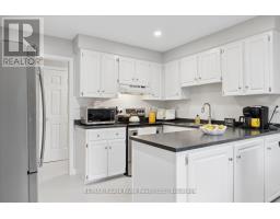 Primary Bedroom - 137 Pringle Drive, Whitby, ON L1N6K4 Photo 10