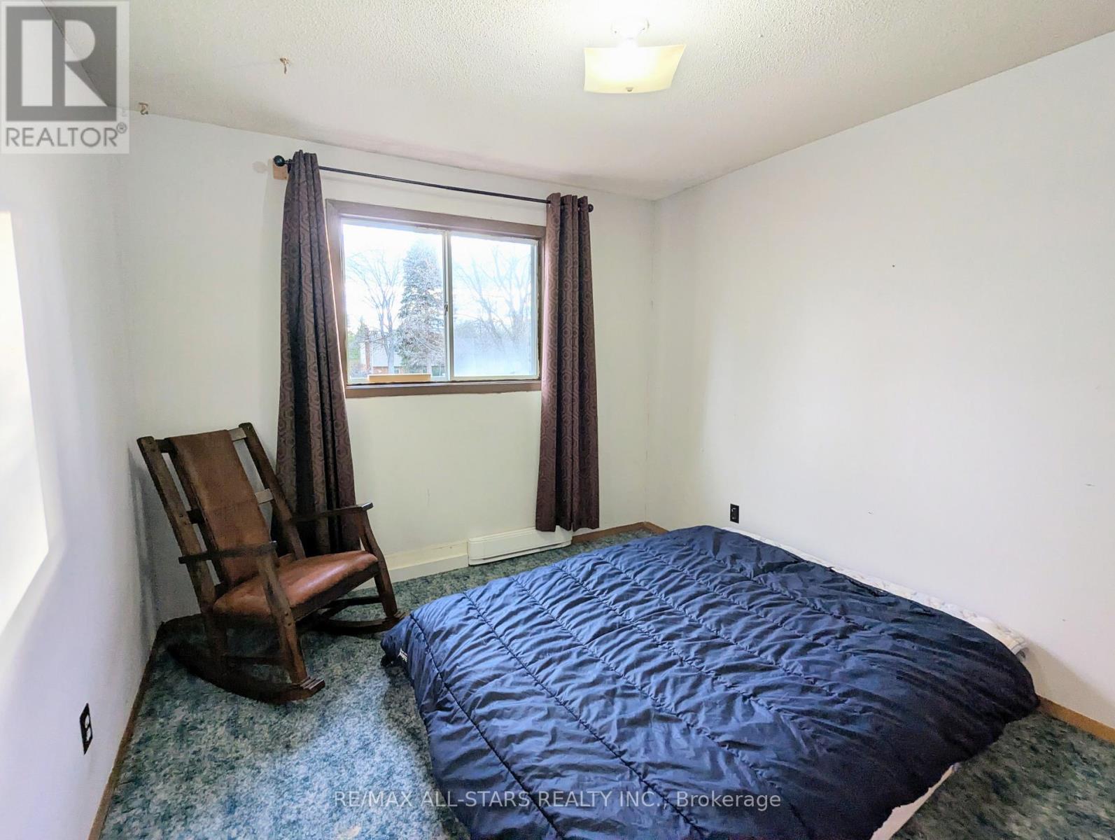 23 VALLEY ROAD - 19