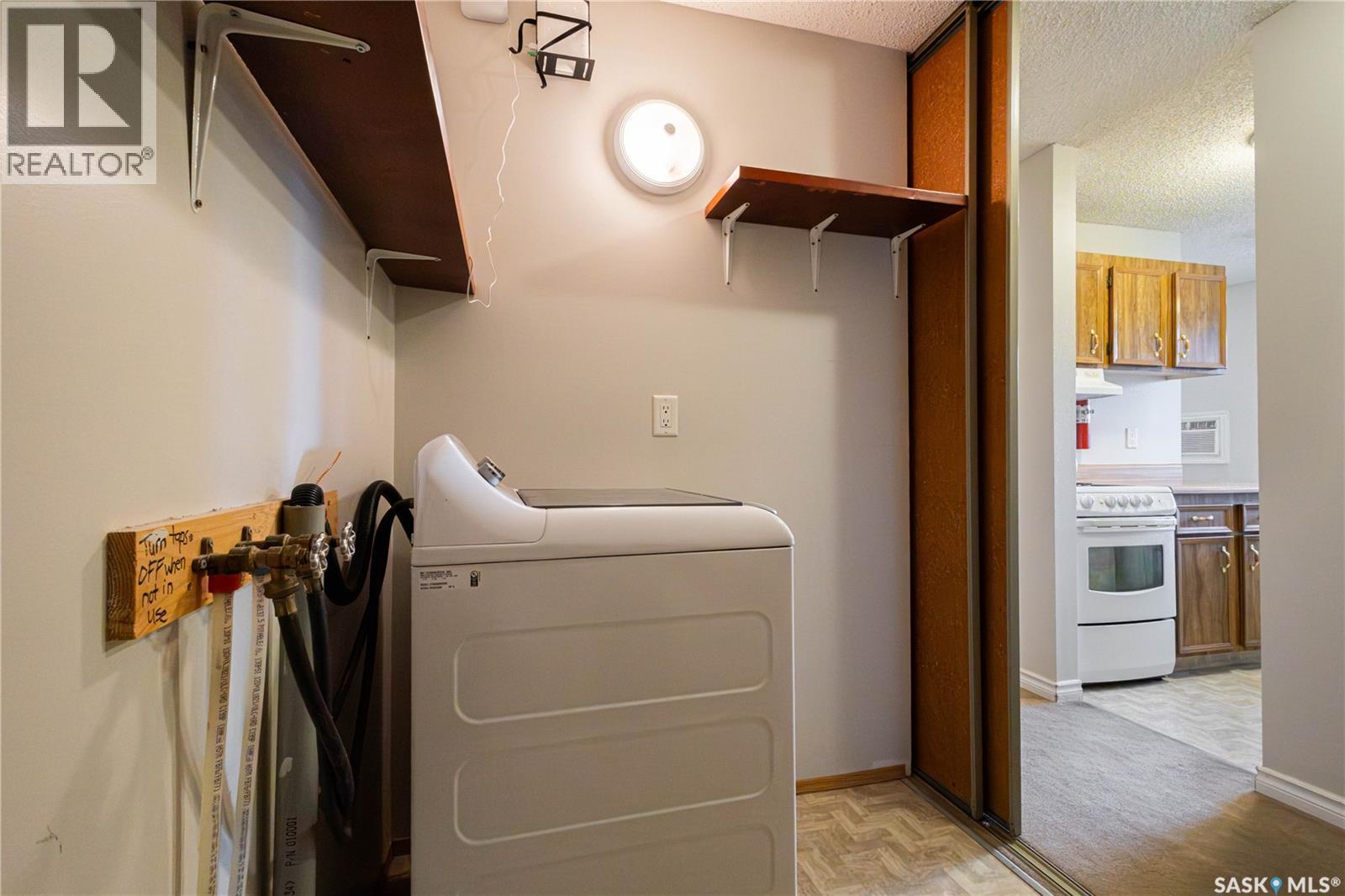 #206 35 alport CRESCENT - 12
