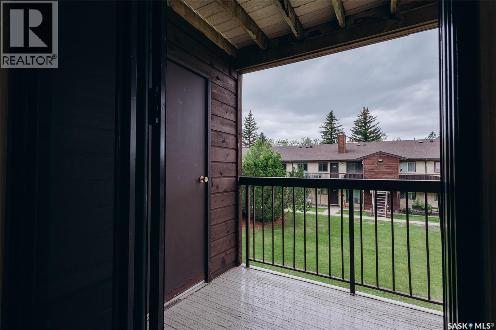 #206 35 alport CRESCENT - 21