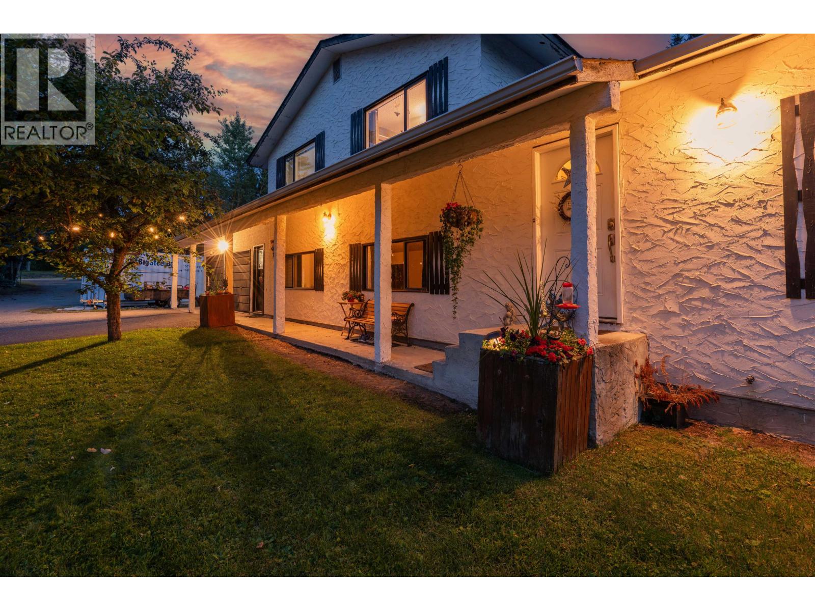 8723 BUNCE ROAD - 1