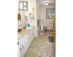 877562 Bass Lake Road, Timiskaming, ON P0J1C0 Photo 19