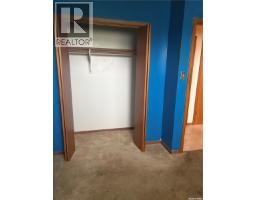 Den - 322 Myrtle Avenue, Yorkton, SK S3N1R6 Photo 9