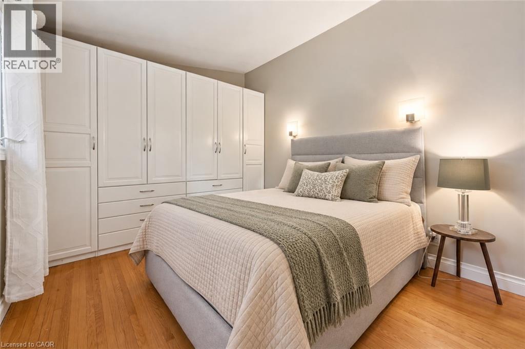100 FOREST HILL Drive - 24