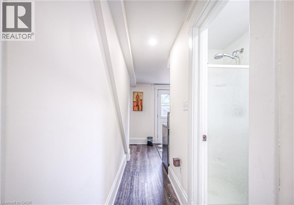 39 CAMERON Street N Unit# 1, Kitchener — photo 4