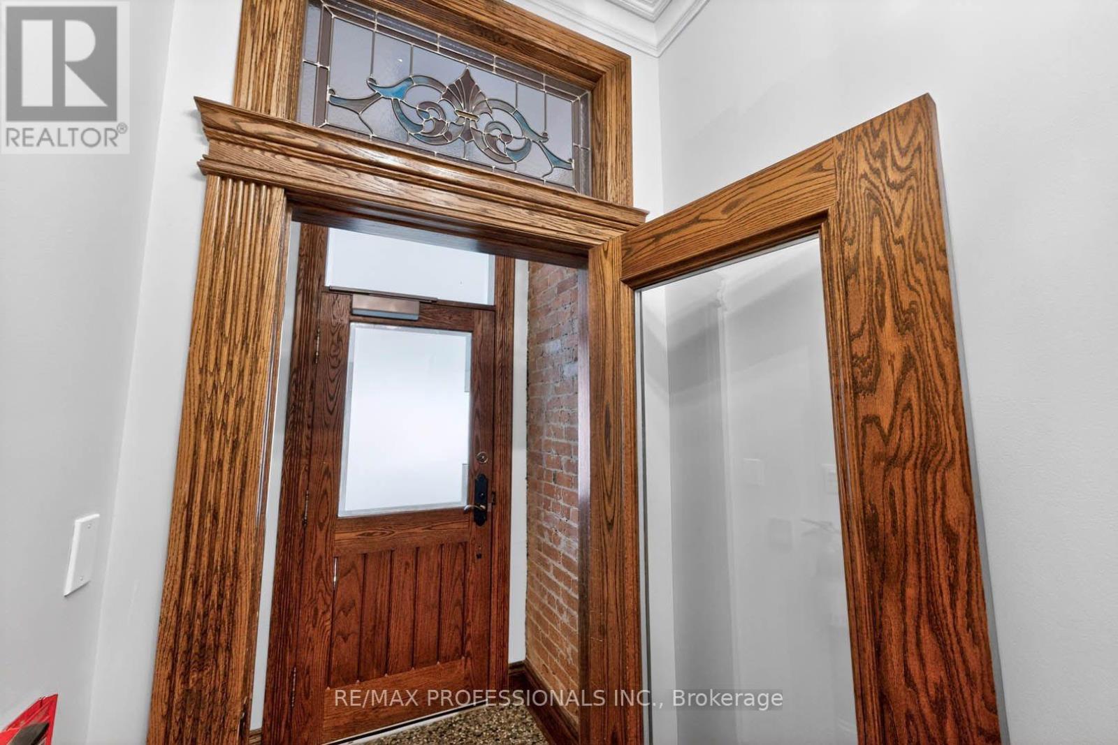 2 AFTON AVENUE - 8