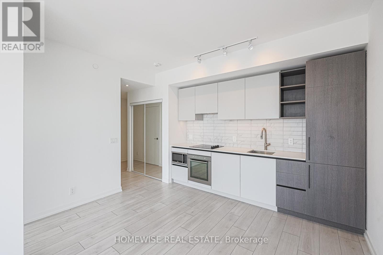 LPH02 - 55 MERCER STREET, Toronto (Waterfront Communities)