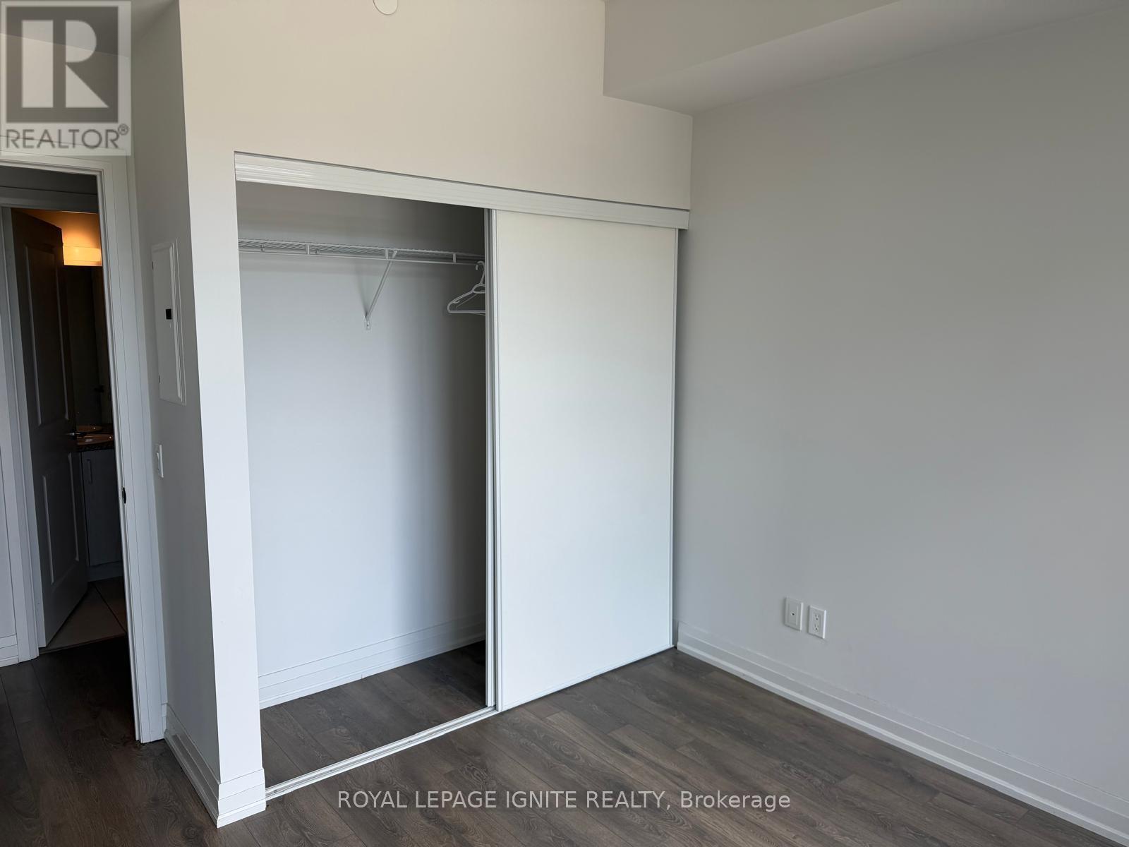 301 - 10 MEADOWGLEN PLACE, Toronto (Woburn) — photo 4