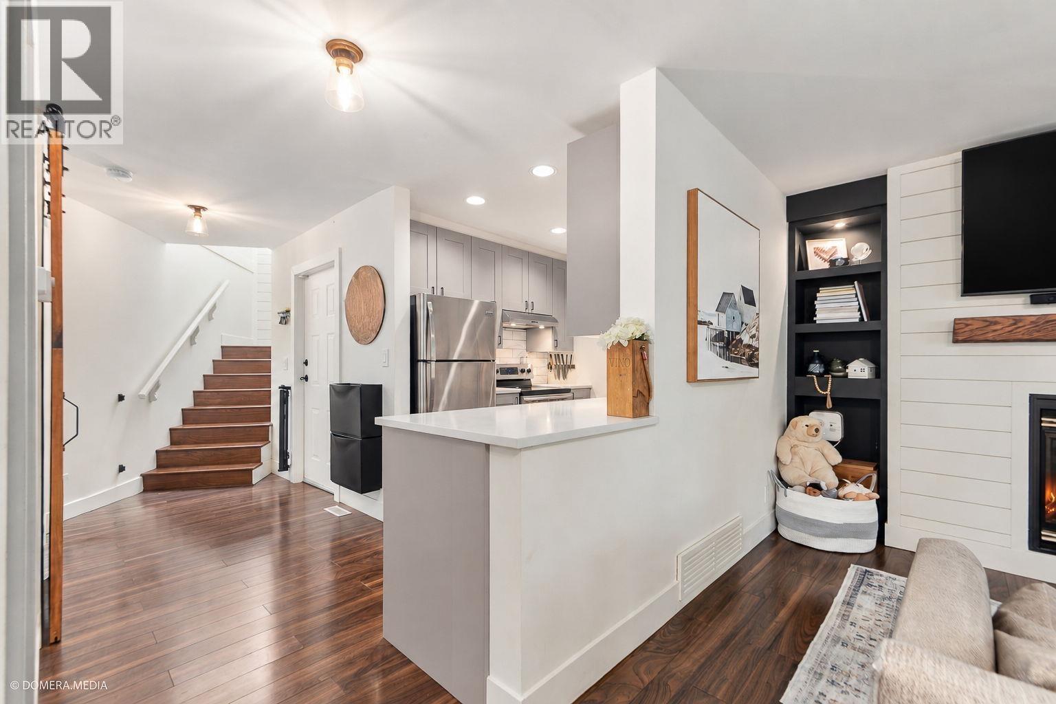 17 123 LAVAL STREET, Coquitlam — photo 3