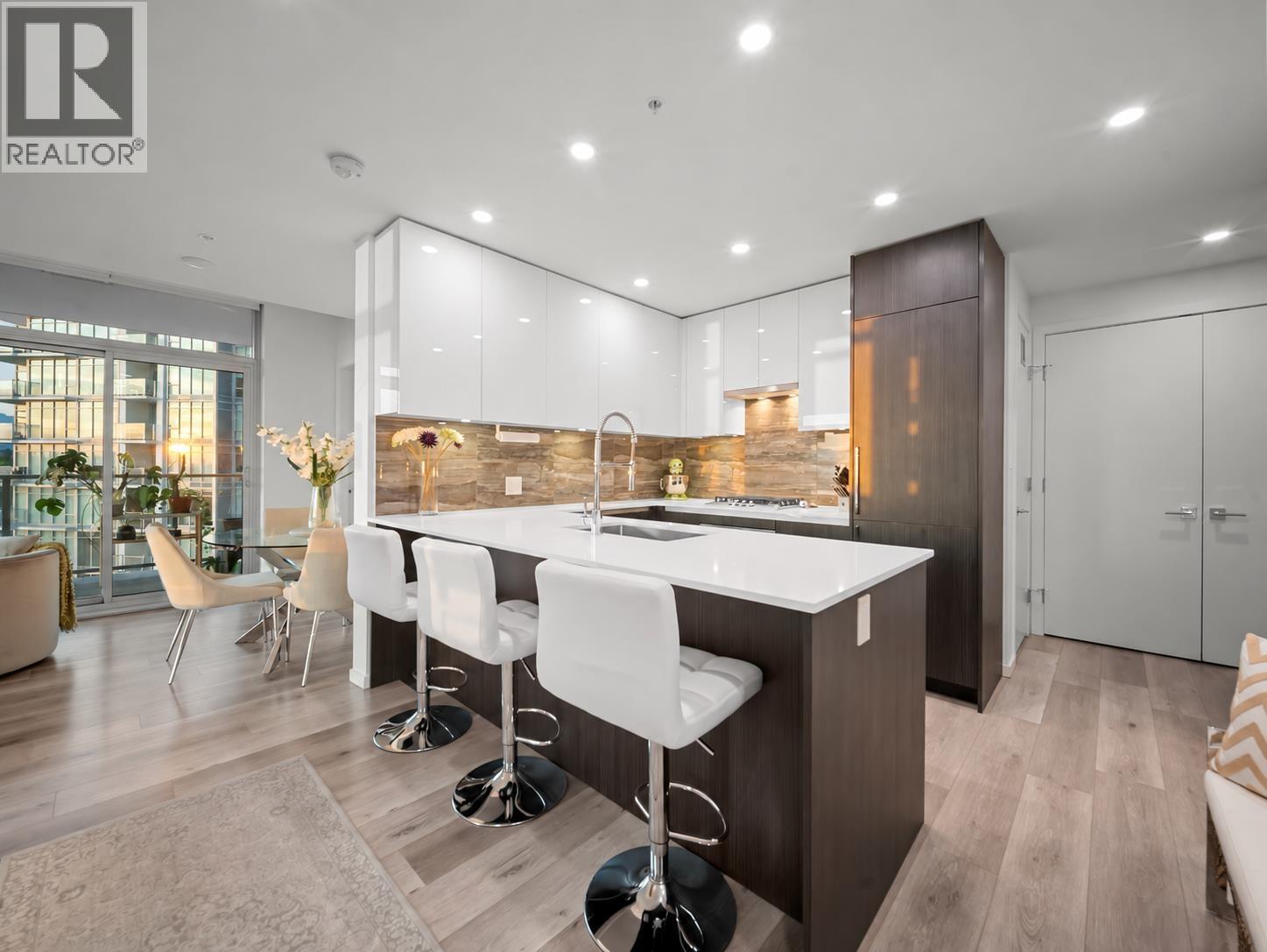 1908 1888 GILMORE AVENUE, Burnaby — photo 2