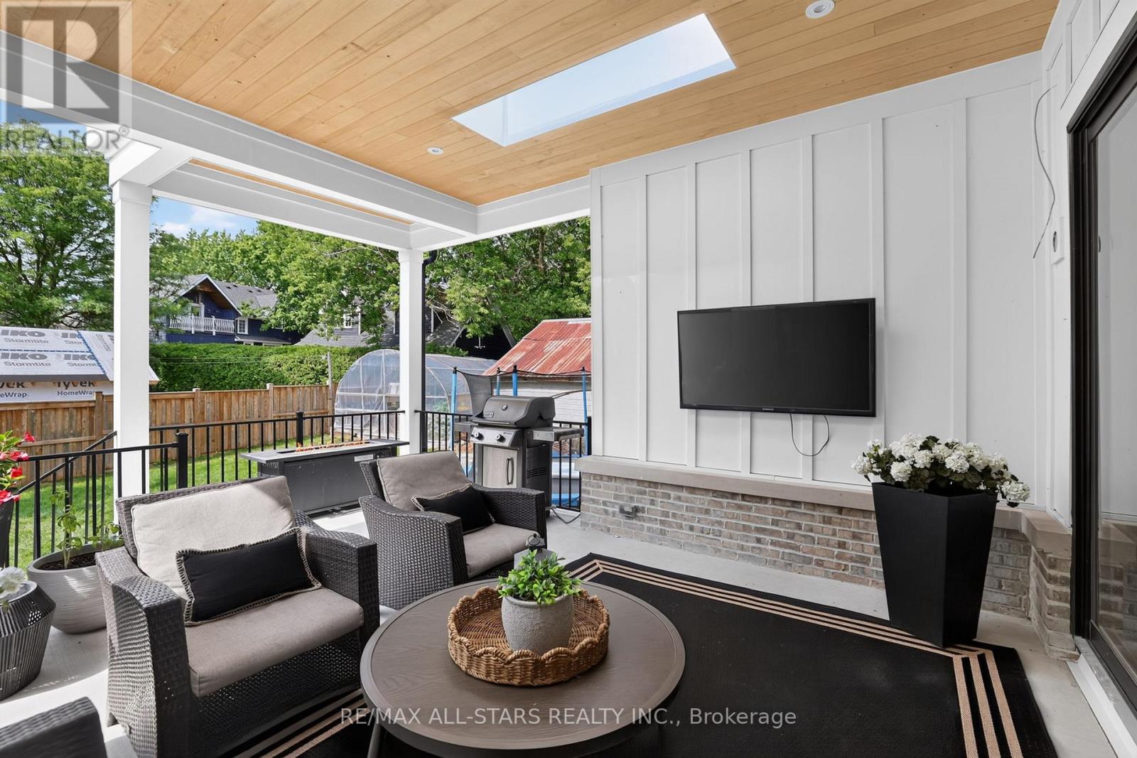 351 SOUTH STREET - Image 44