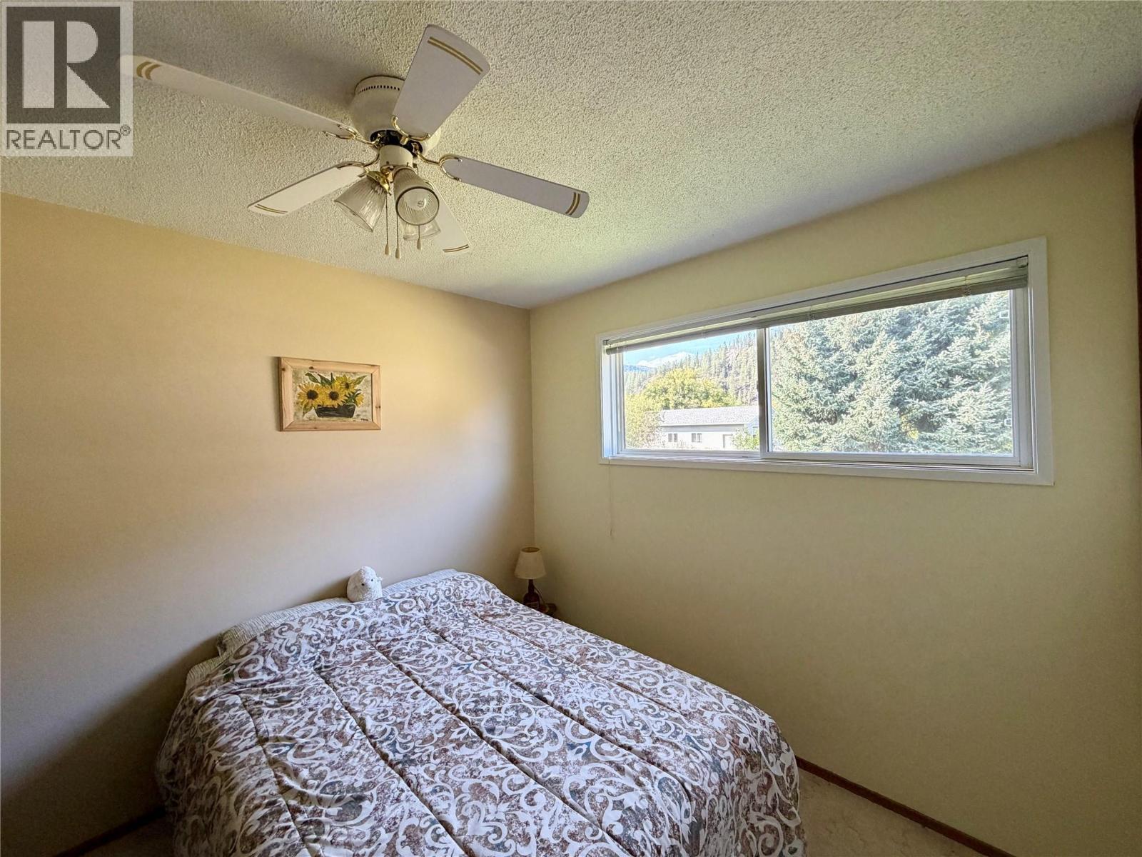 1623 Landsdowne Crescent - Image 24