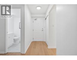 Living room - 5090 Pinedale Avenue Unit# 204, Burlington, ON L7L5V8 Photo 6