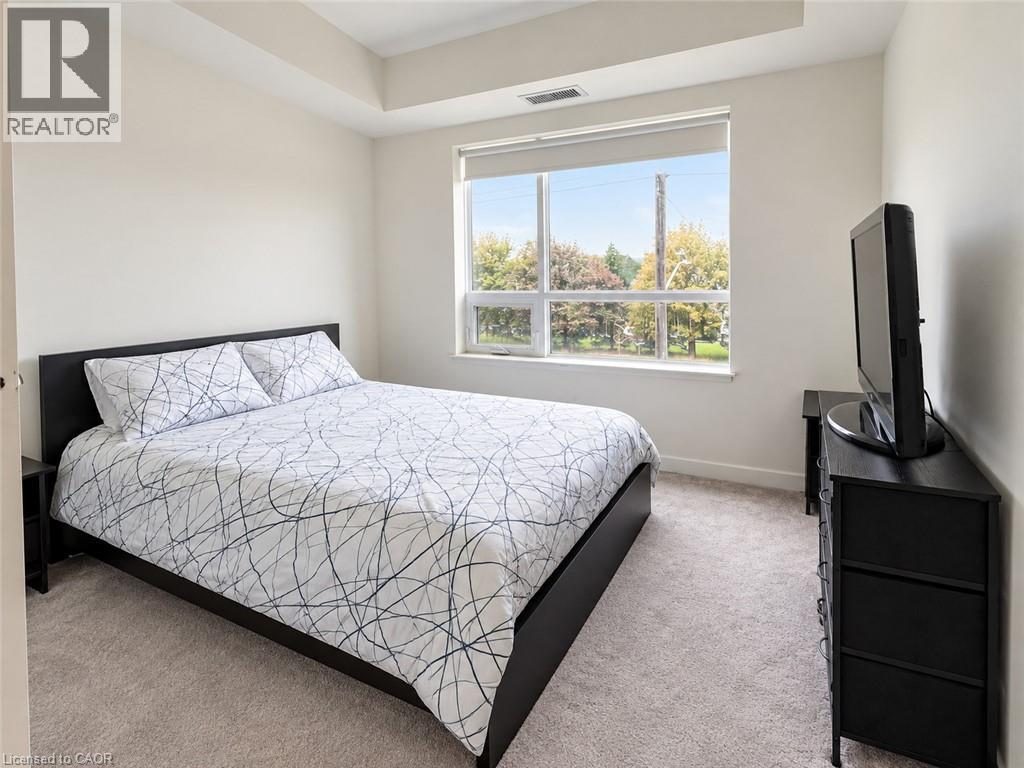 251 NORTHFIELD Drive E Unit# 314, Waterloo — photo 6