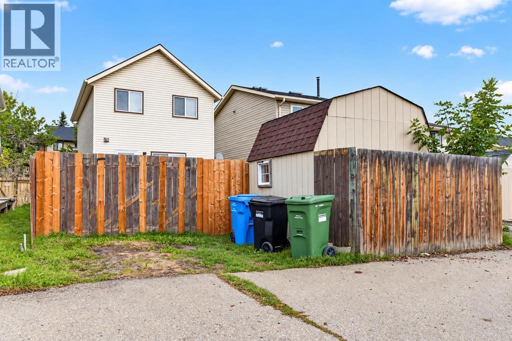 369 Falshire Drive NE - 35