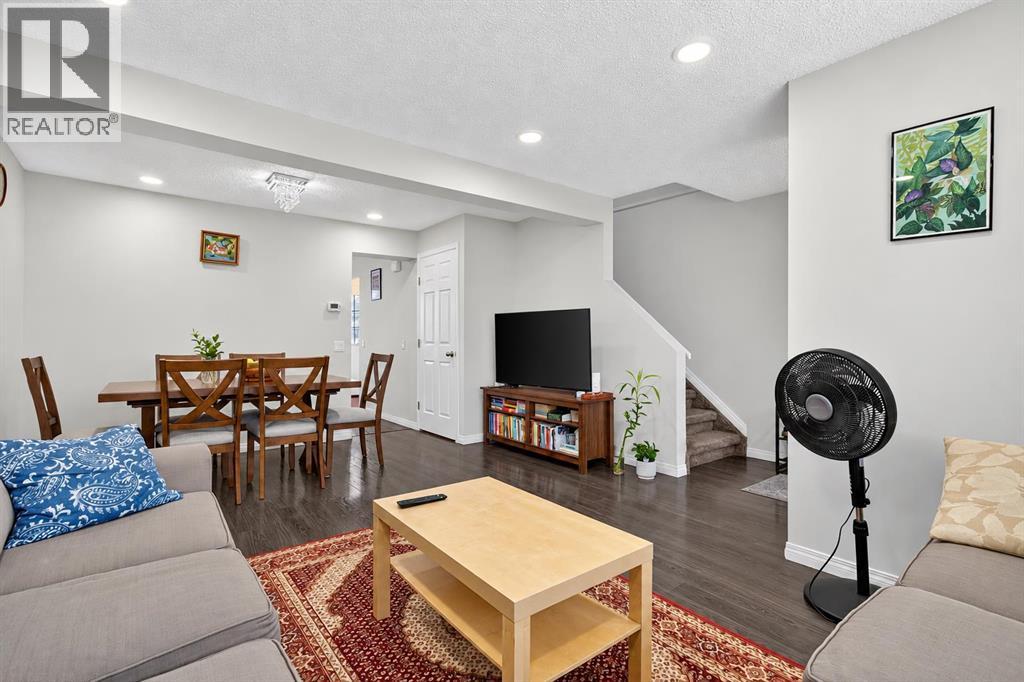 369 Falshire Drive NE - 8