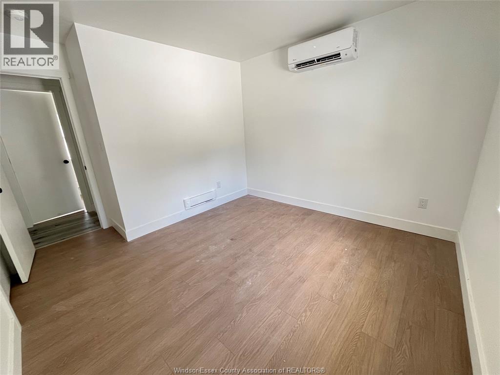 2505 ASKIN Unit# 3, Windsor — photo 8