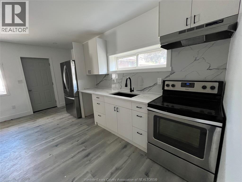 2505 ASKIN Unit# 3, Windsor — photo 4