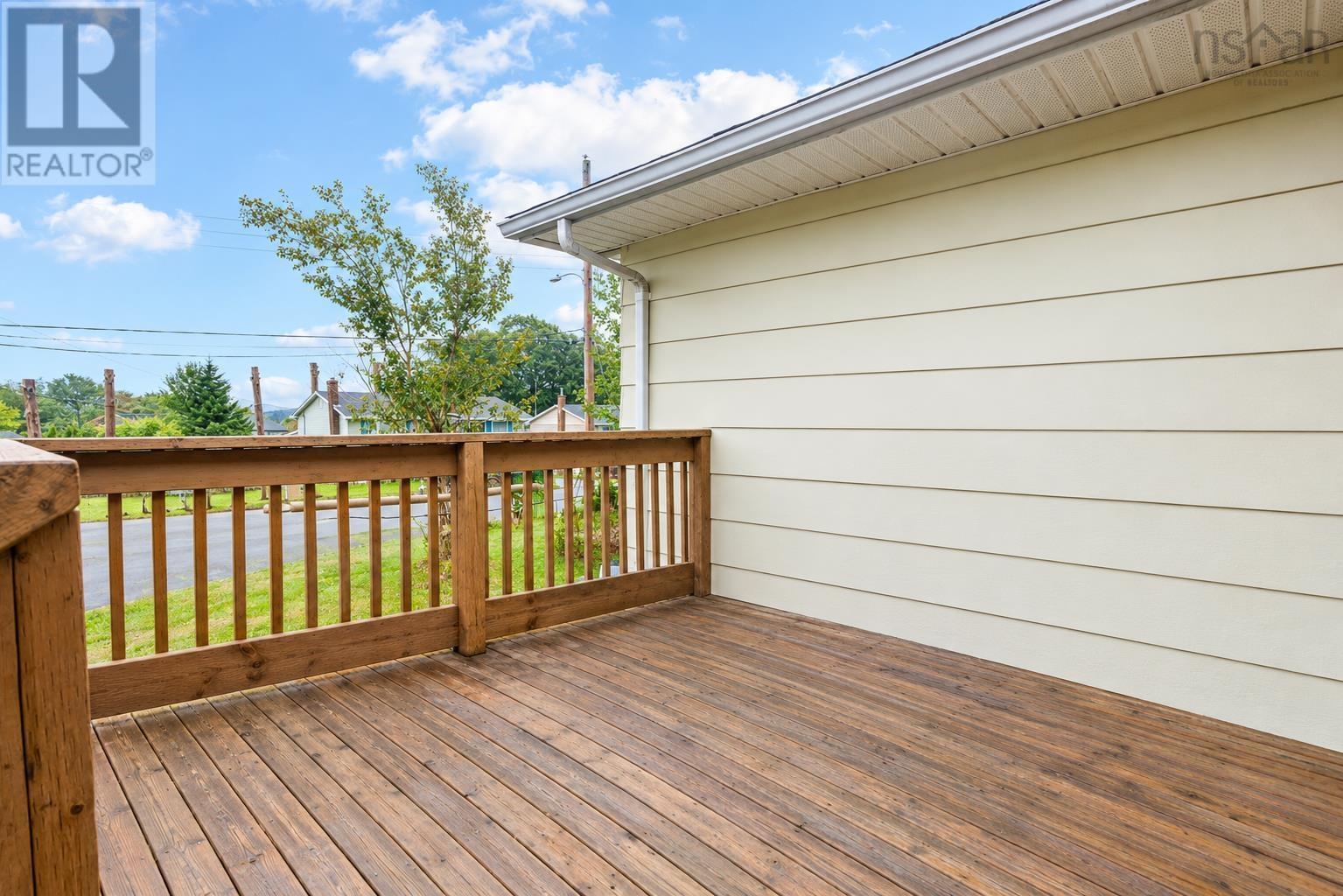 72 Greendale Court, Timberlea — photo 6