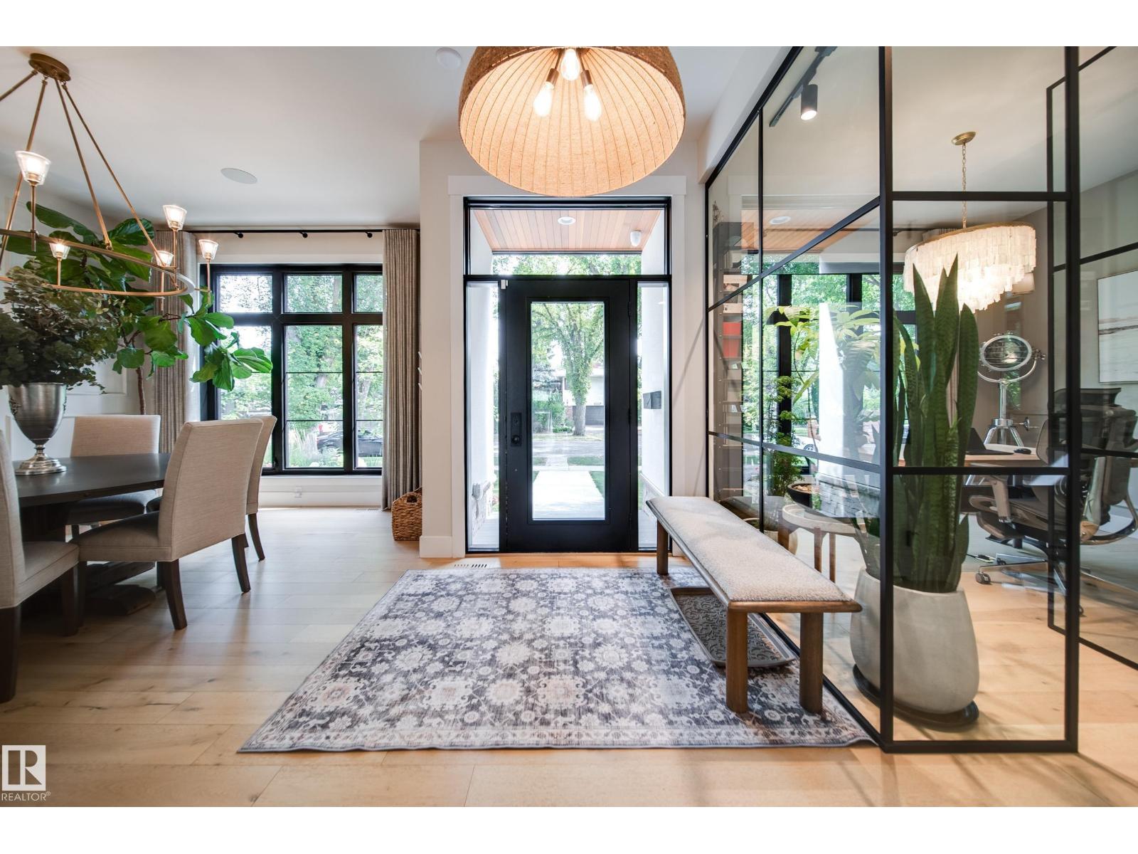 10228 130 ST NW - 29
