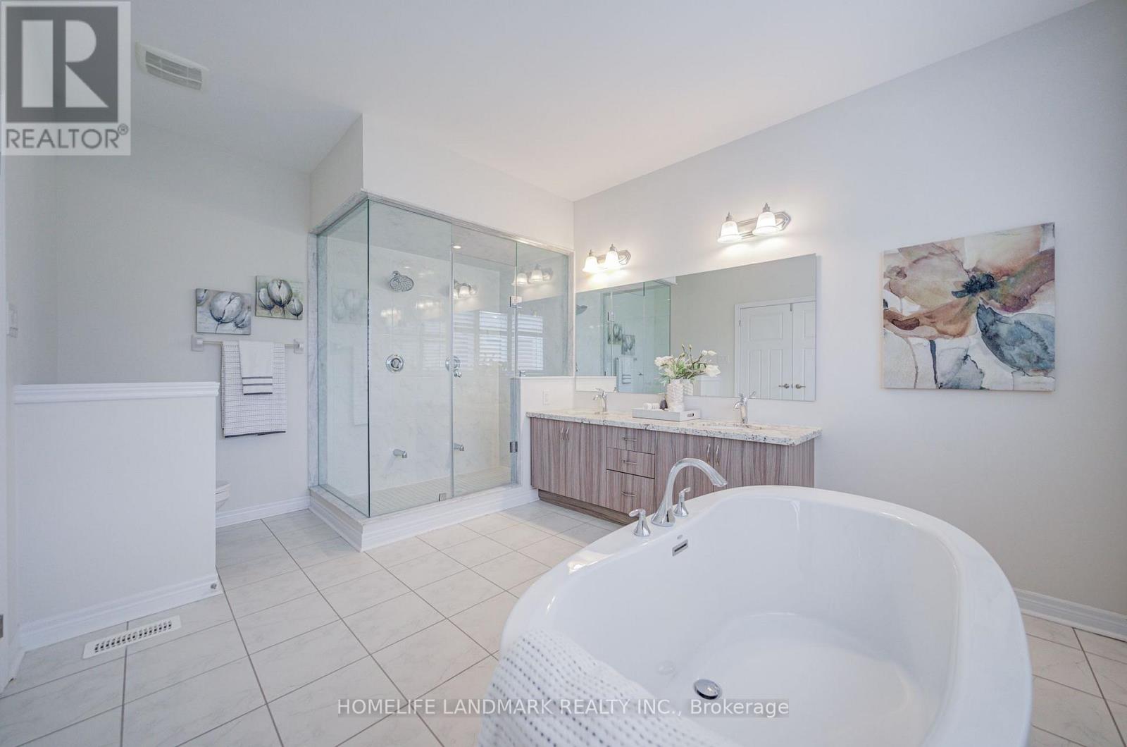 95 HOEY CRESCENT - Image 32