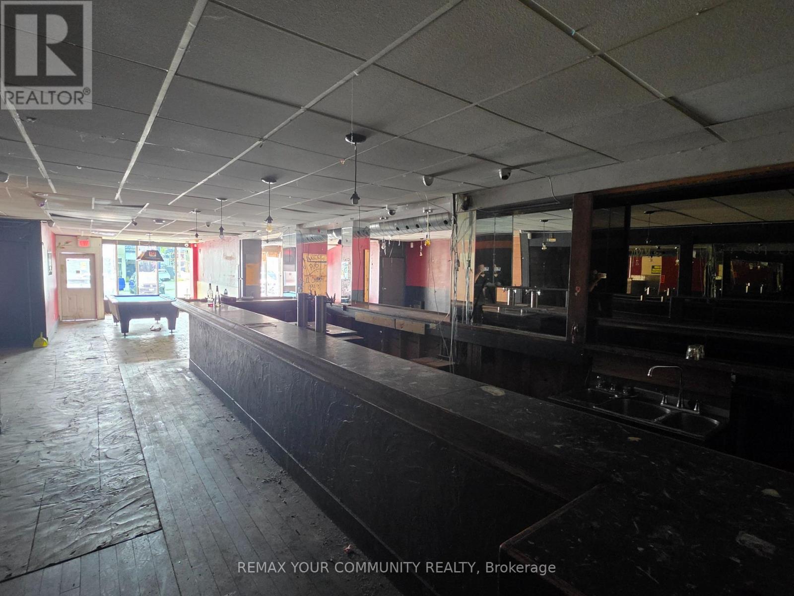 B & C - 349 ROYAL YORK ROAD, Toronto (Mimico) — photo 5