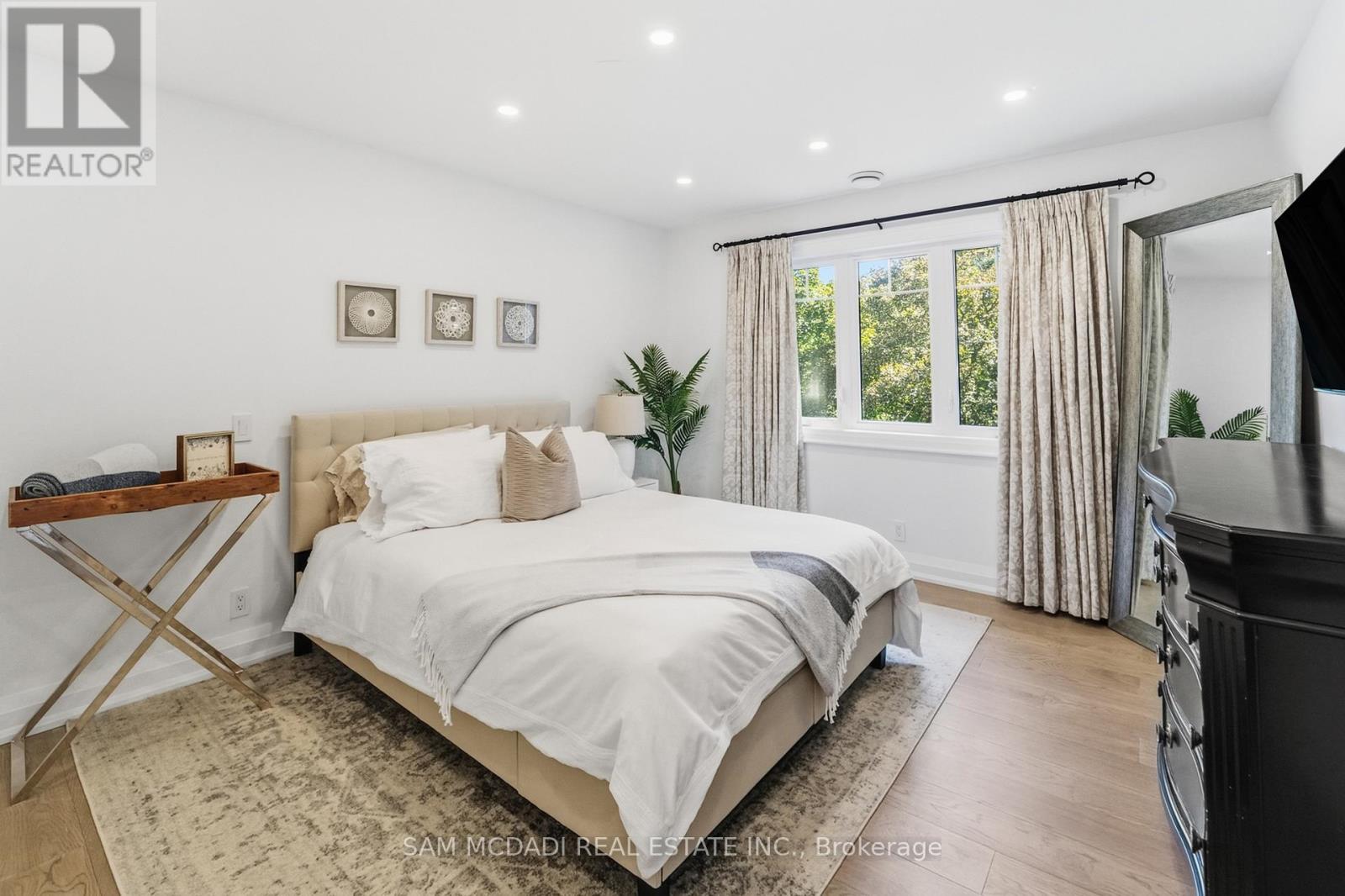2142 OBECK CRESCENT - Image 33