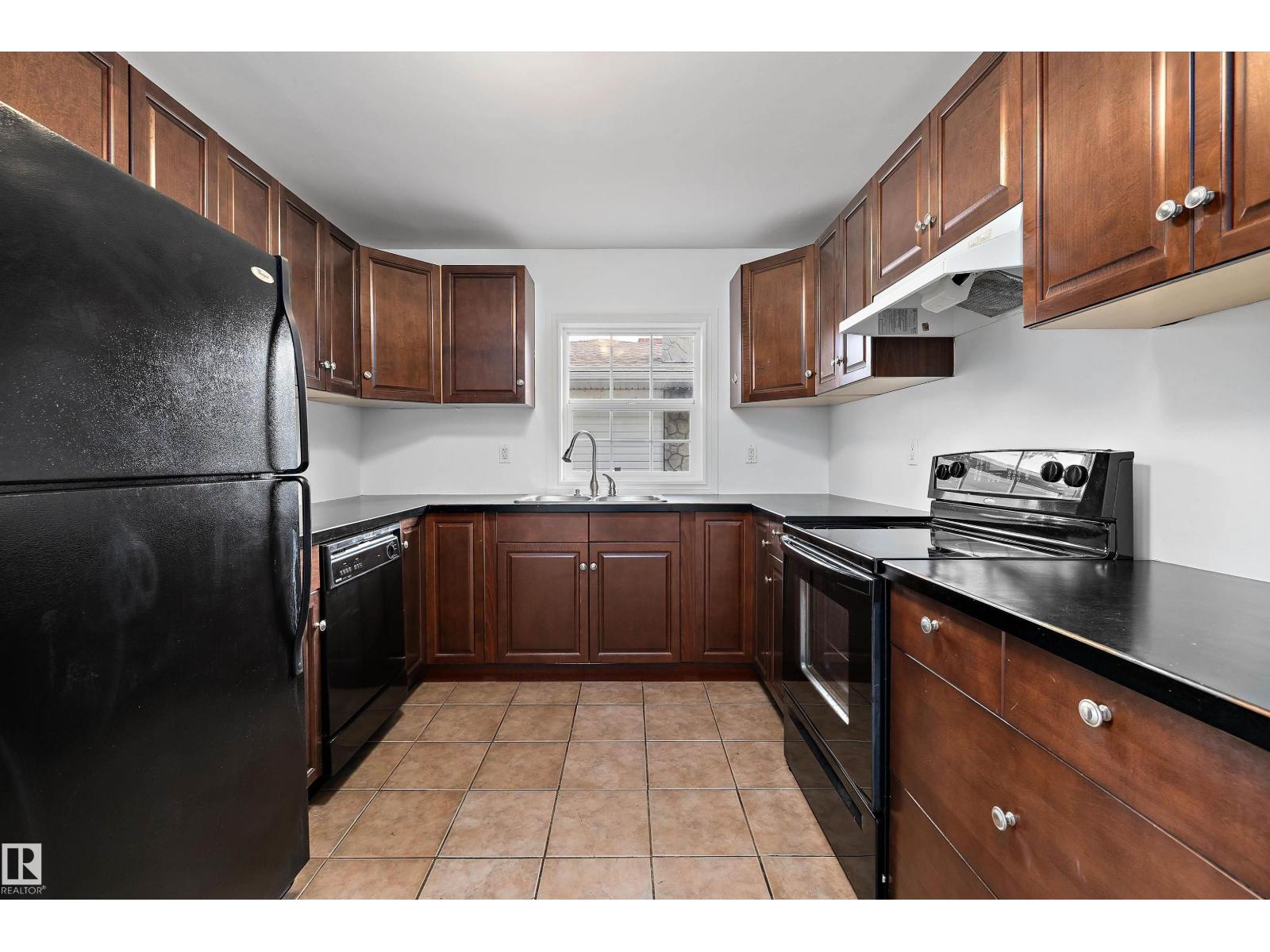 10011 105 ST - Image 15