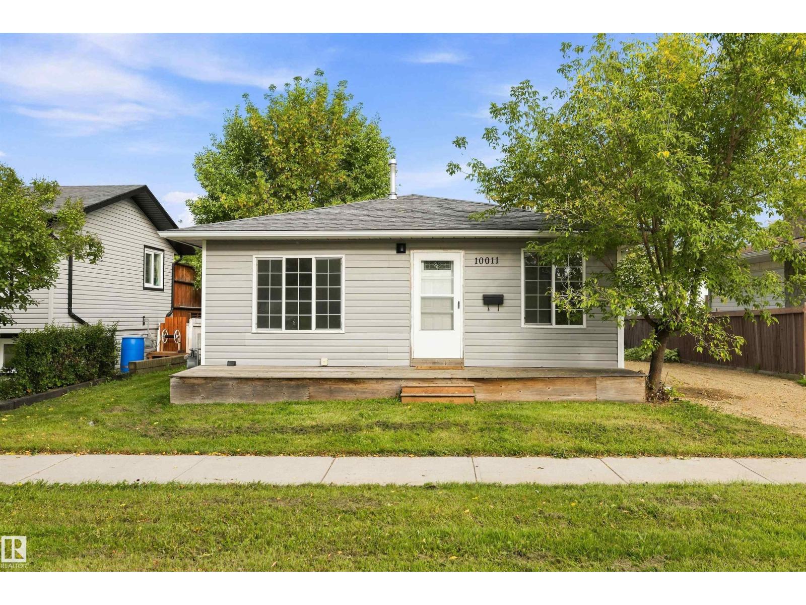 10011 105 ST, Morinville, Alberta, T8R1A4