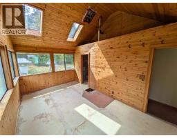 Kitchen - 9 Mine Rd, Lasqueti Island, BC V0R2J0 Photo 8