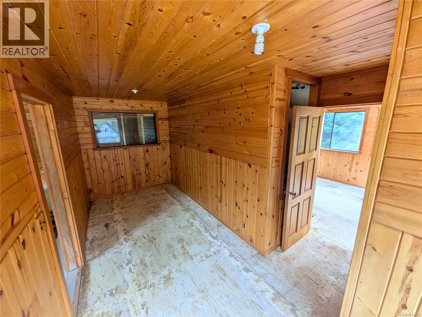 9 Mine Rd, Lasqueti Island — photo 9