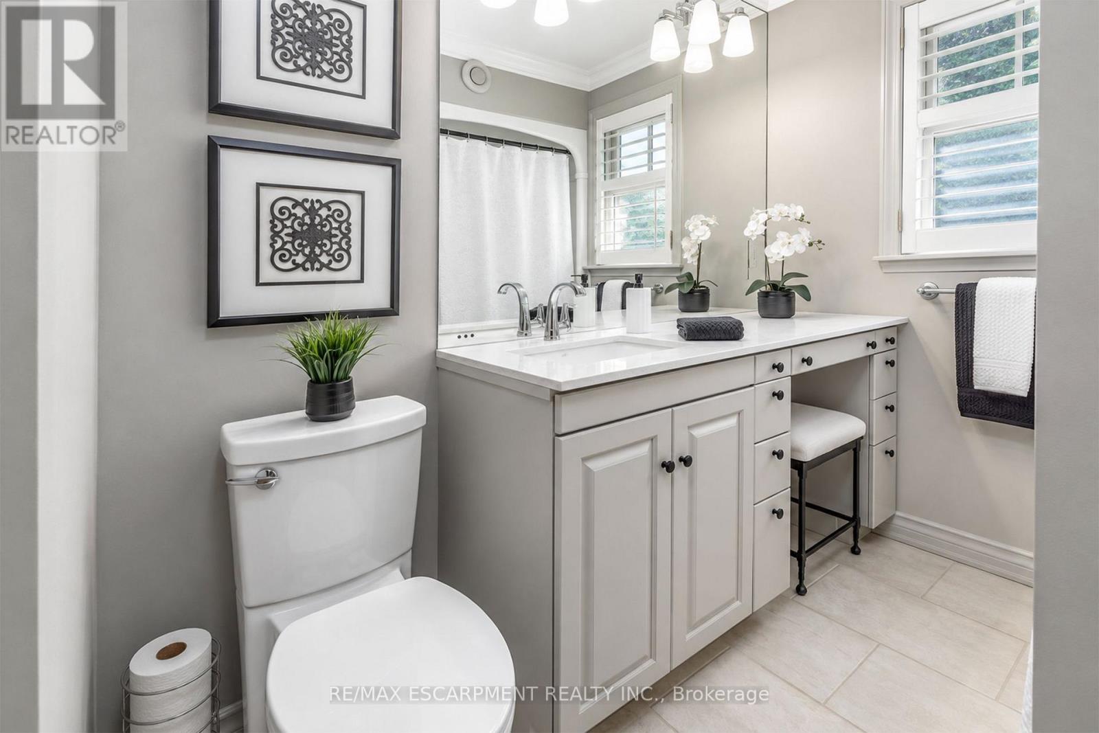 66 GARDEN AVENUE - 18
