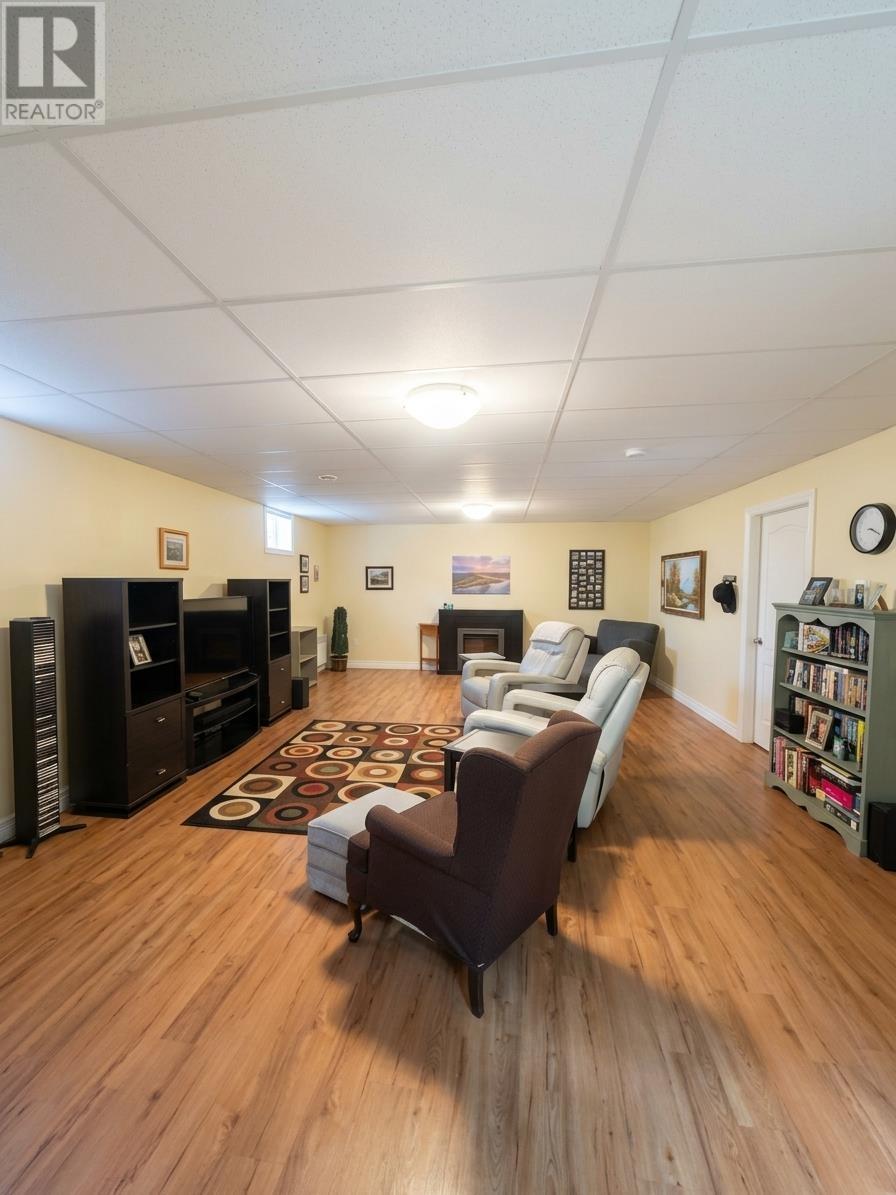 2 32 Jacks Way, York — photo 3