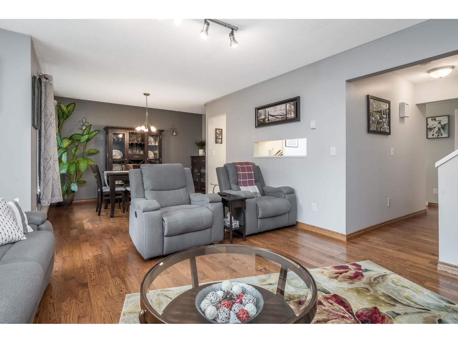10 34755 OLD YALE ROAD, Abbotsford