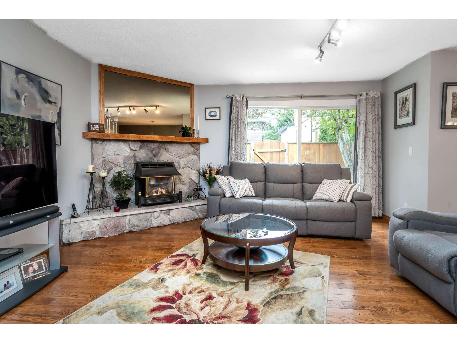 10 34755 OLD YALE ROAD, Abbotsford