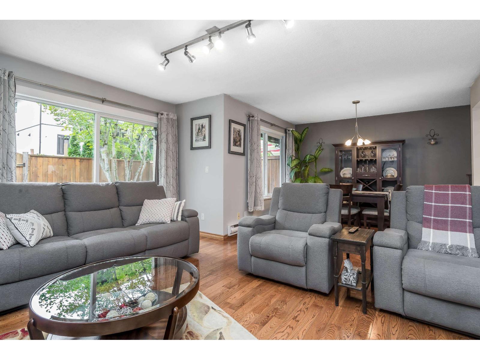10 34755 OLD YALE ROAD, Abbotsford