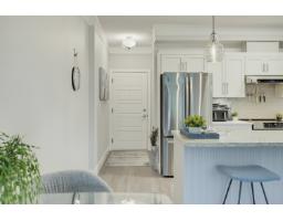 209 20630 Douglas Crescent, Langley, BC V3A4B8 Photo 13
