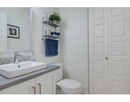 209 20630 Douglas Crescent, Langley, BC V3A4B8 Photo 14