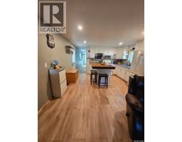C2 1455 9th Avenue Ne, Moose Jaw, SK S6J1C6 Photo 24