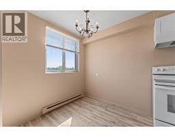 Living room - 3936 Wyandotte Street East Unit# 509, Windsor, ON N8Y1G3 Photo 6