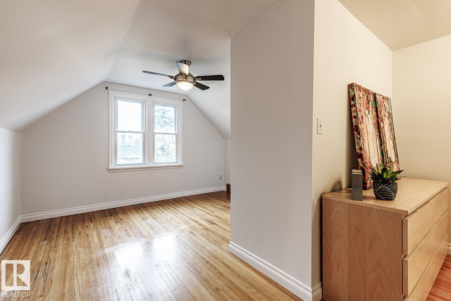 11704 110A AV NW - 39