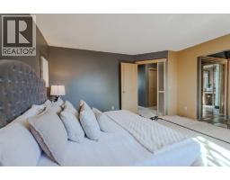 135 Canterbury Court SW - photo 22