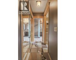135 Canterbury Court SW - photo 24