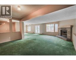 135 Canterbury Court SW - photo 36