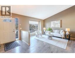 135 Canterbury Court SW - photo 2
