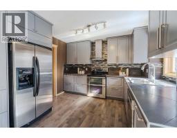135 Canterbury Court SW - photo 9